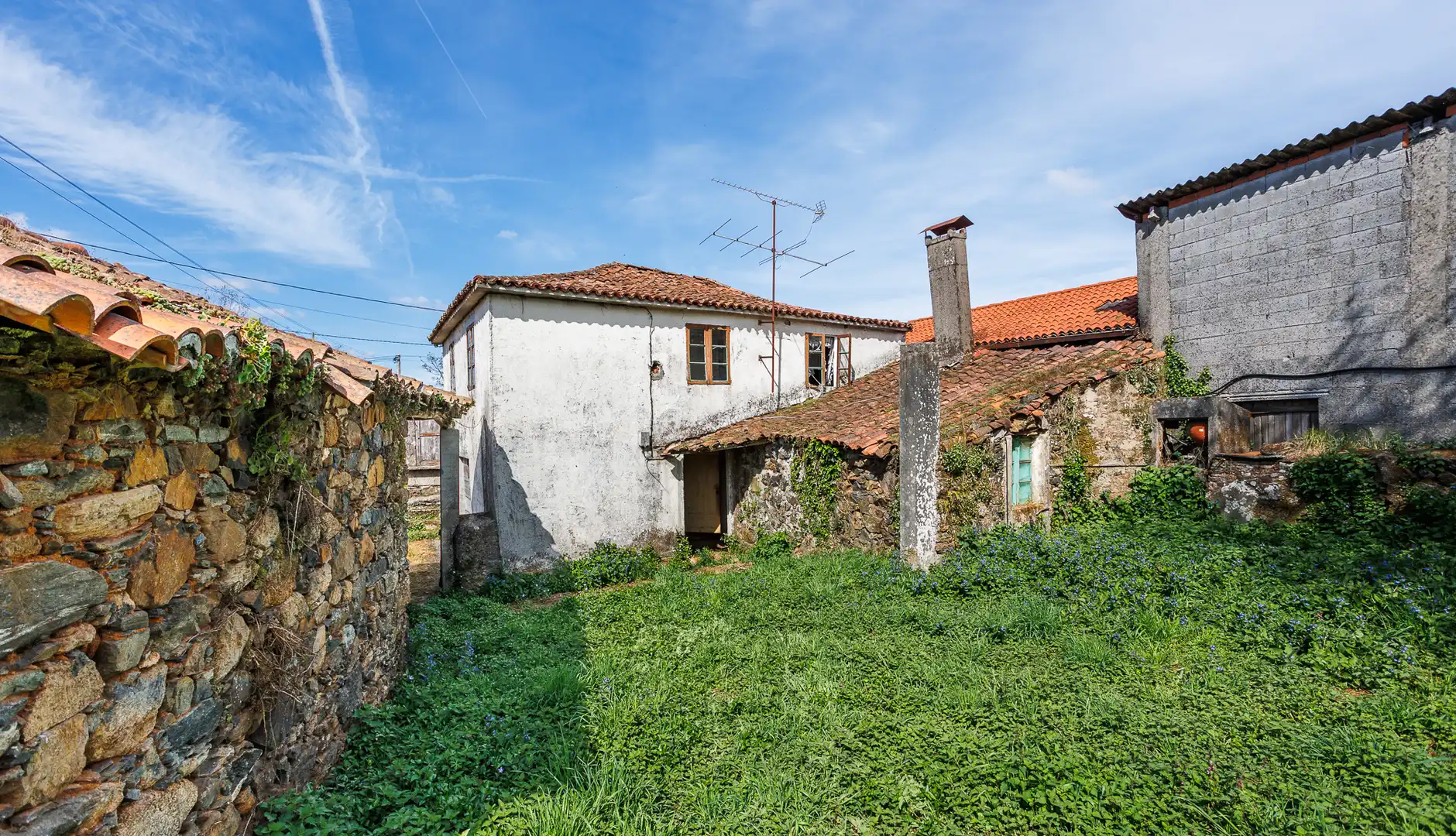 Vista exterior de Finca rústica en venta en Santiso