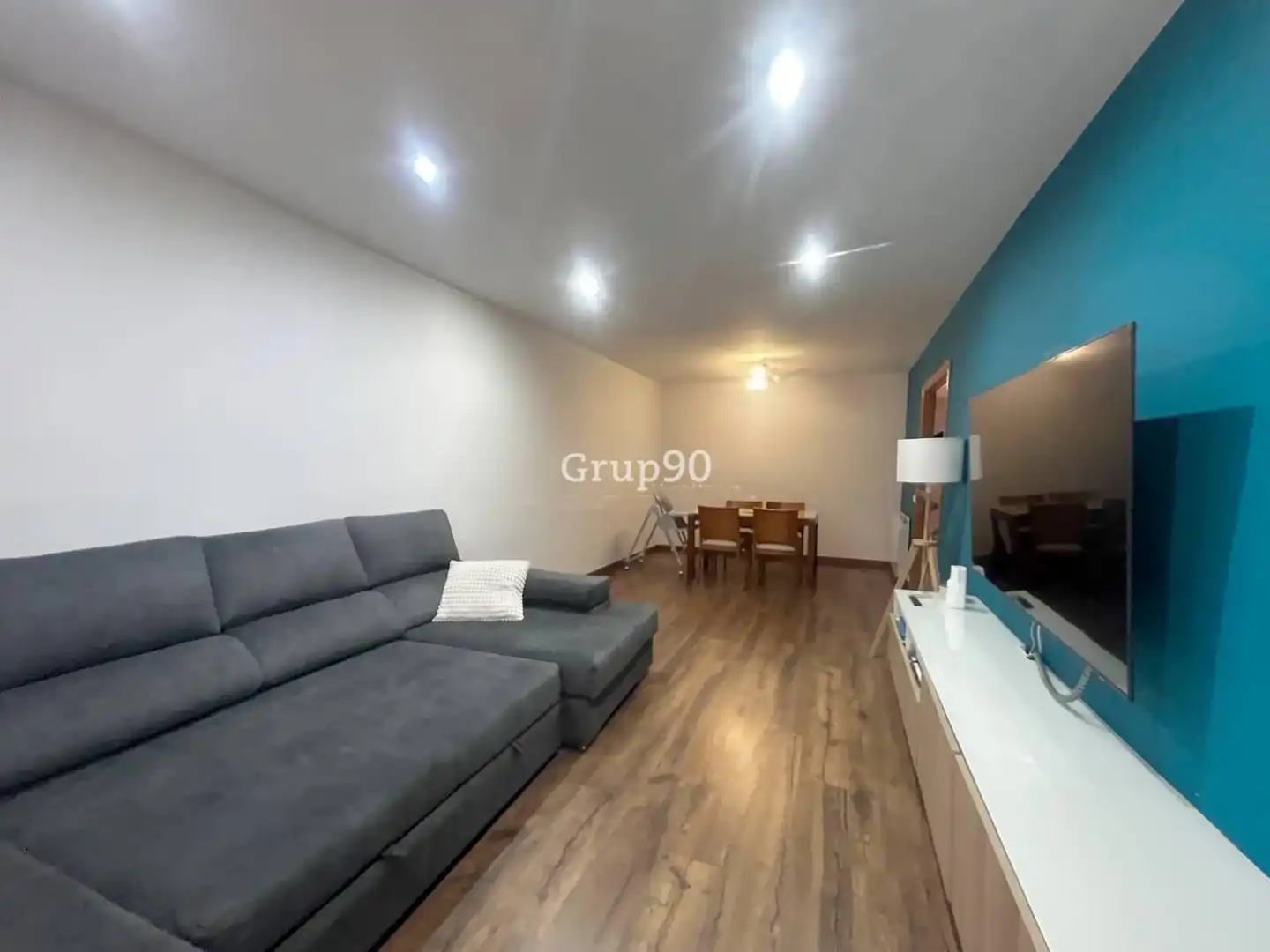 Sala de estar de Casa adosada en venta en Puigverd de Lleida con Aire acondicionado, Calefacción y Parquet