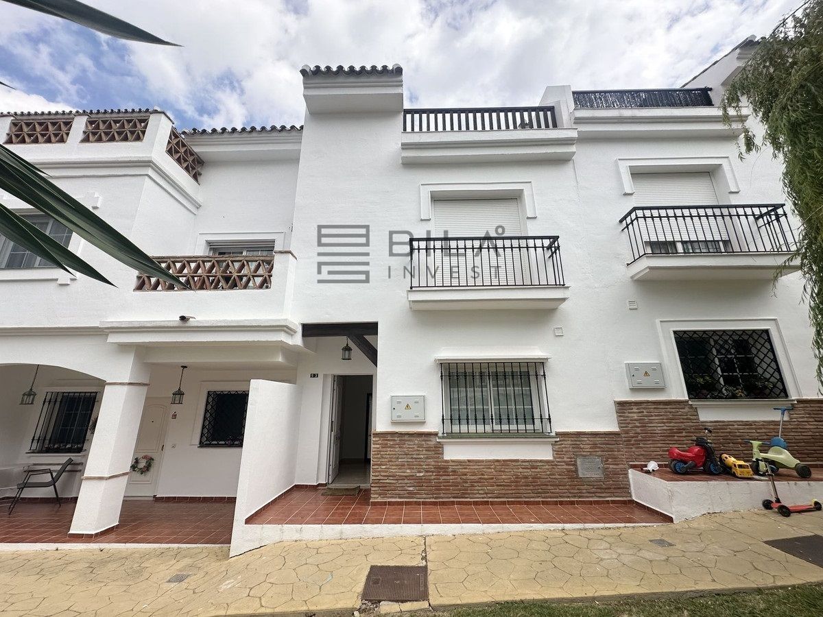 Exterior view of House or chalet for sale in Alhaurín de la Torre  with Air Conditioner, Terrace and Swimming Pool