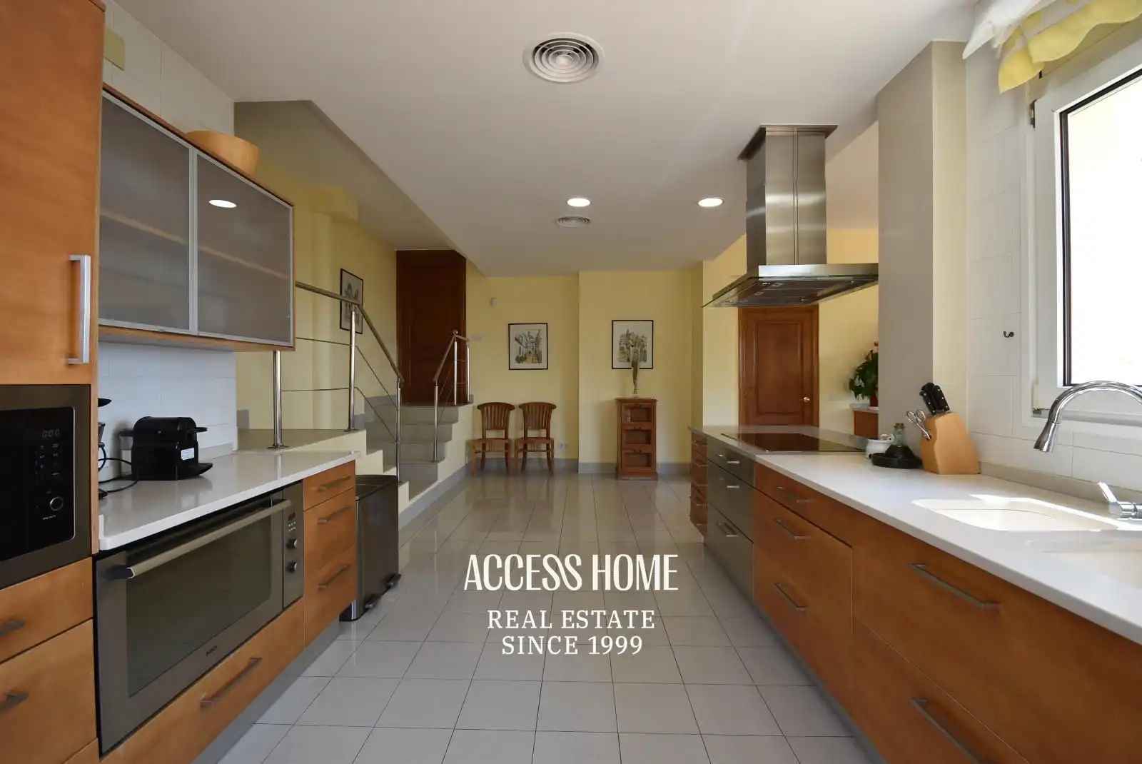 Cocina de Casa o chalet en venta en Badalona con Aire acondicionado, Calefacción y Terraza