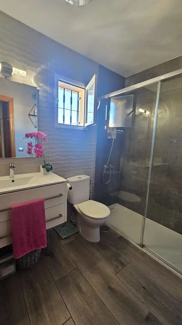 Baño de Casa o chalet en venta en Alhaurín de la Torre con Aire acondicionado, Calefacción y Terraza