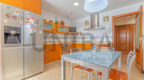 Foto 5 de Casa adosada en venda a Valdepasillas - La Paz - Huerta Rosales, Badajoz Capital