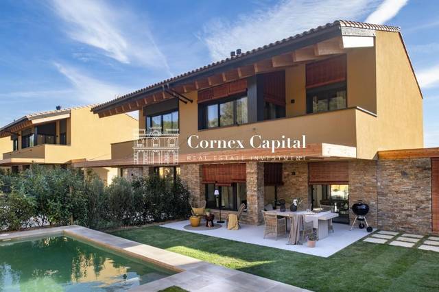 Casa adosada en Venta en Ample en Regencós