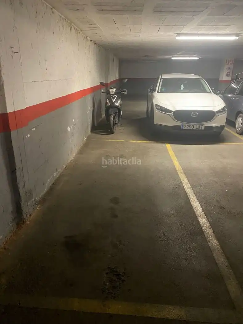 Einzelparkplatz zum Verkauf in Carrer del Rector Triadó 88, imagen 2