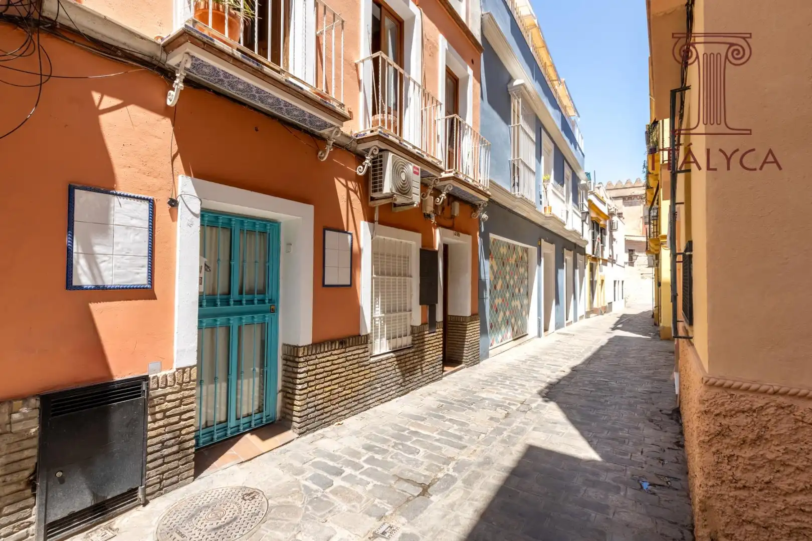 Vista exterior de Ático en venta en Sevilla con Aire acondicionado, Calefacción y Terraza