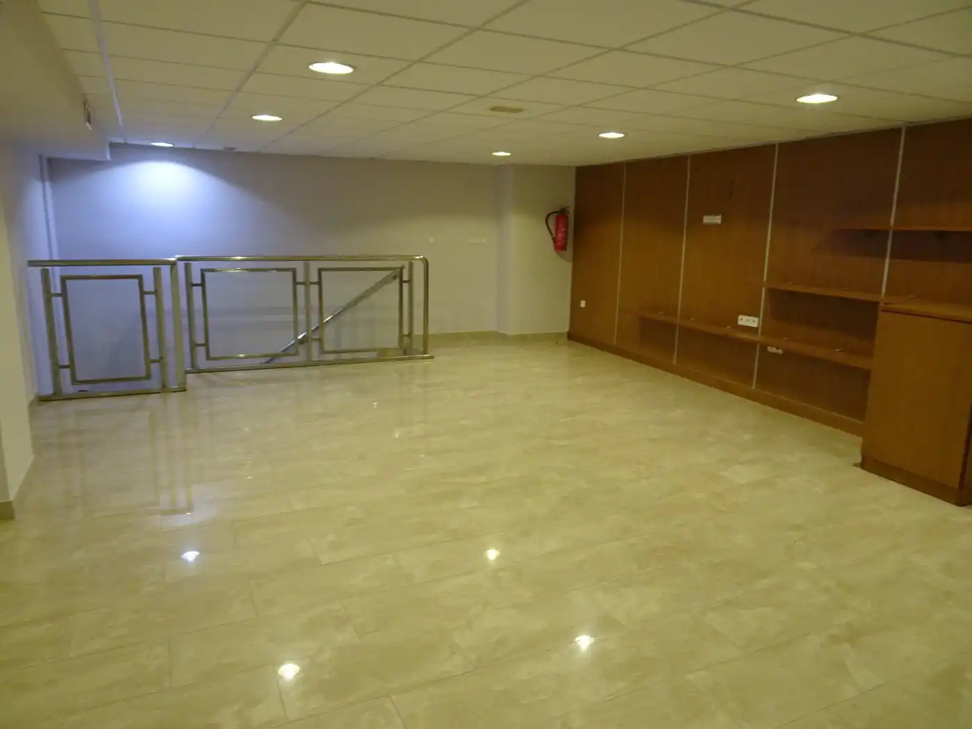 Local comercial de lloguer a Cartagena ciudad