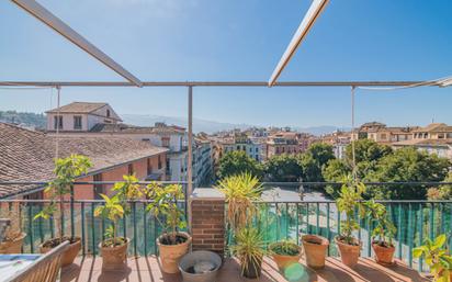 Außenansicht von Dachboden zum verkauf in  Granada Capital mit Klimaanlage, Terrasse und Balkon