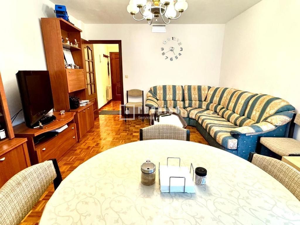 Living room of Flat for sale in Arteixo  with Heating, Parquet flooring and Storage room