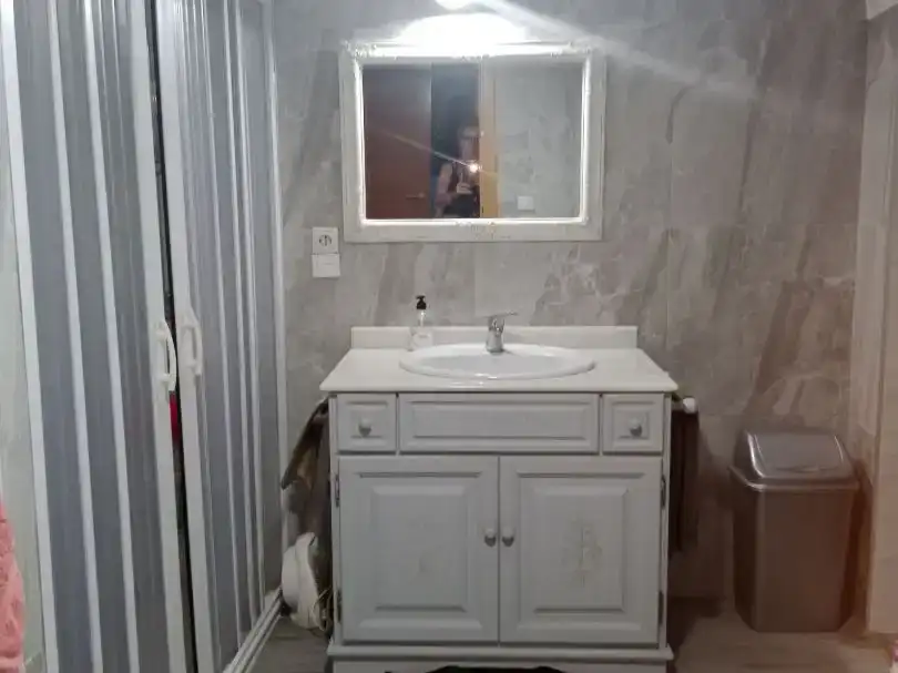 Badezimmer von Country house zur Miete in Algueña mit Möbliert