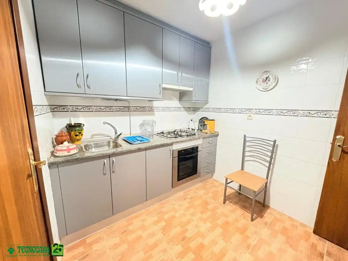 Cocina de Casa adosada en venta en Miguelturra con Aire acondicionado