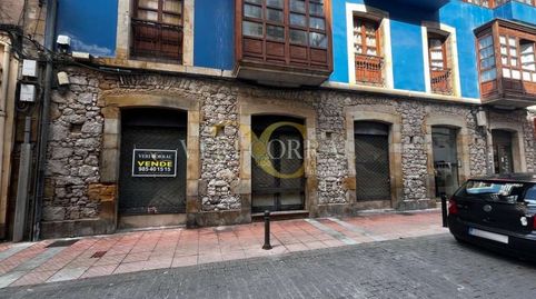 Bajo comercial en venta en el centro de Ribadesella.