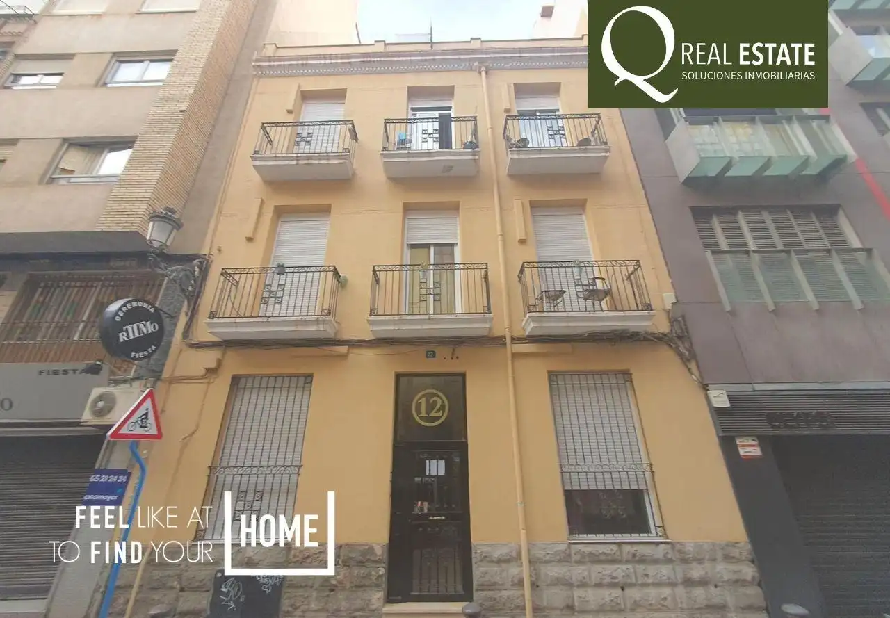 Residential for sale in Calle de Colón