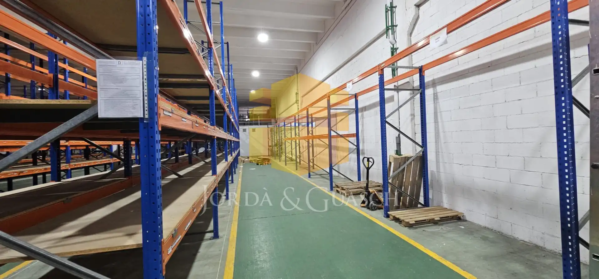 Industrial building with lift for sale in Carretera Corbera 1, imagen 6