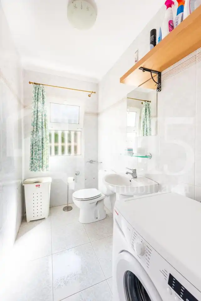 Baño de Casa o chalet en venta en Vélez-Málaga con Jardín privado, Terraza y Piscina