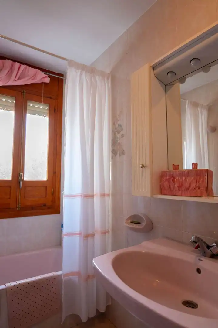 Baño de Finca rústica en venta en Molvízar con Terraza y Amueblado