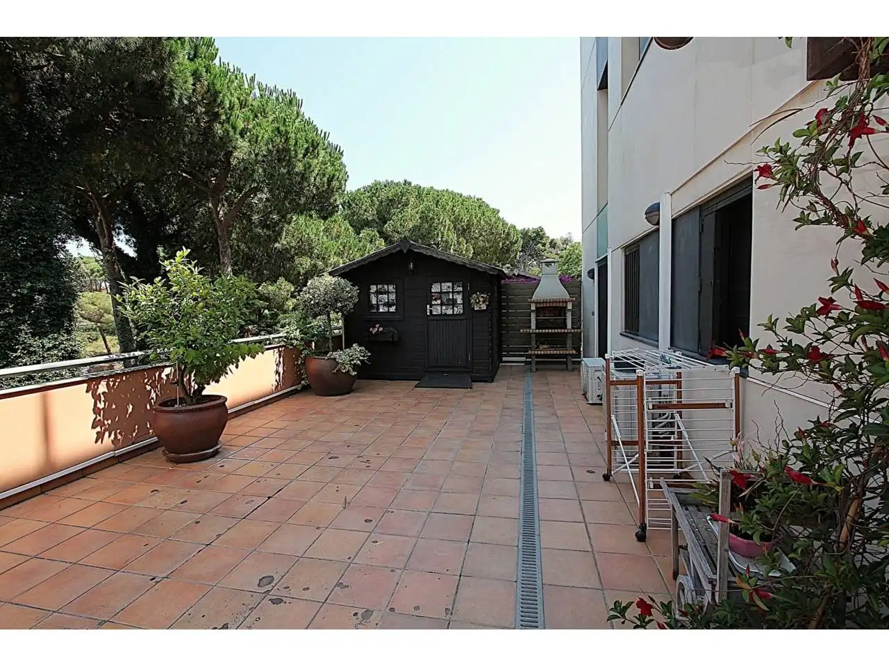 Terrasse von Wohnung zum Verkauf in Lloret de Mar mit Klimaanlage, Heizung und Privatgarten