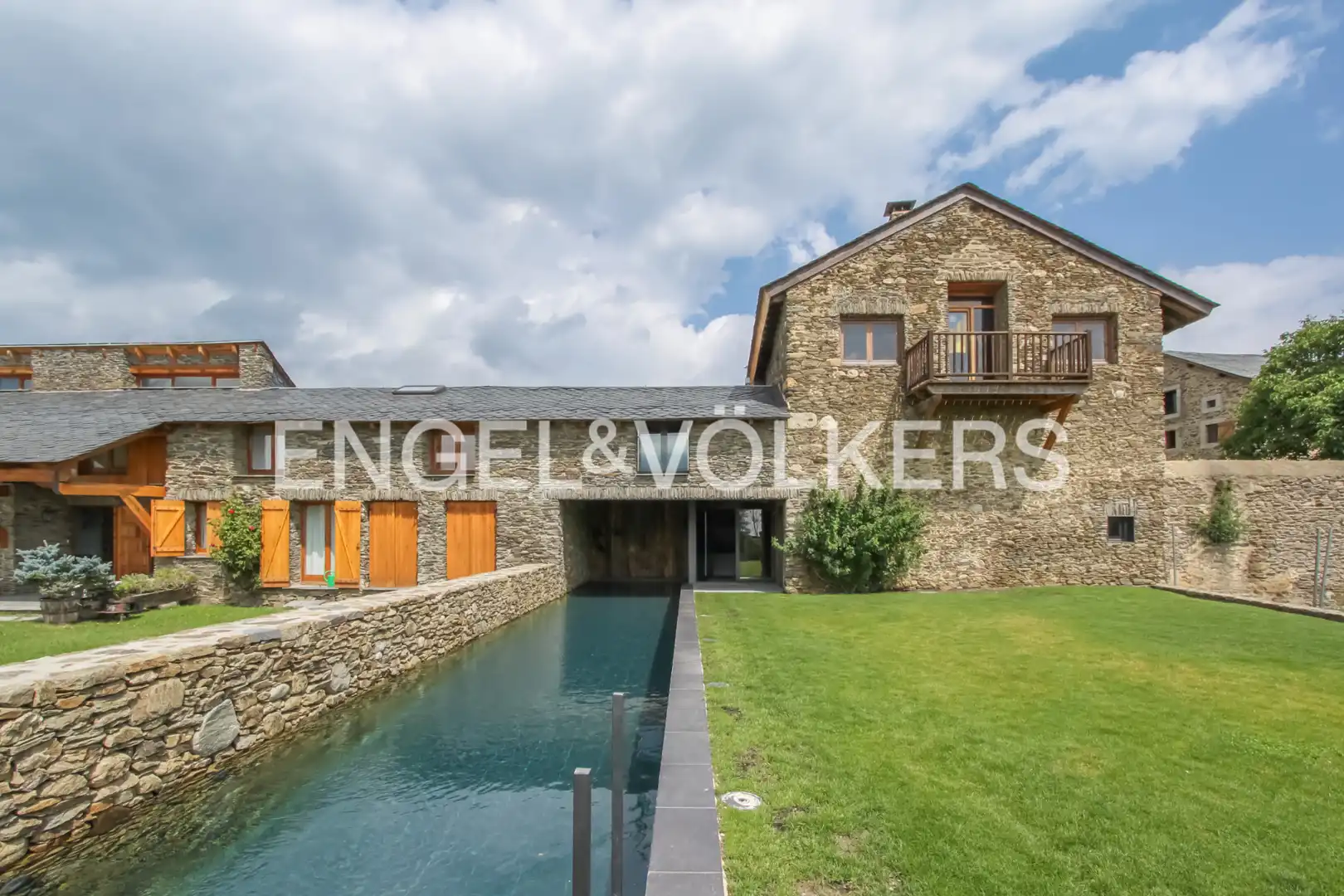 Vista exterior de Casa o chalet de alquiler en Bolvir con Calefacción, Jardín privado y Parquet