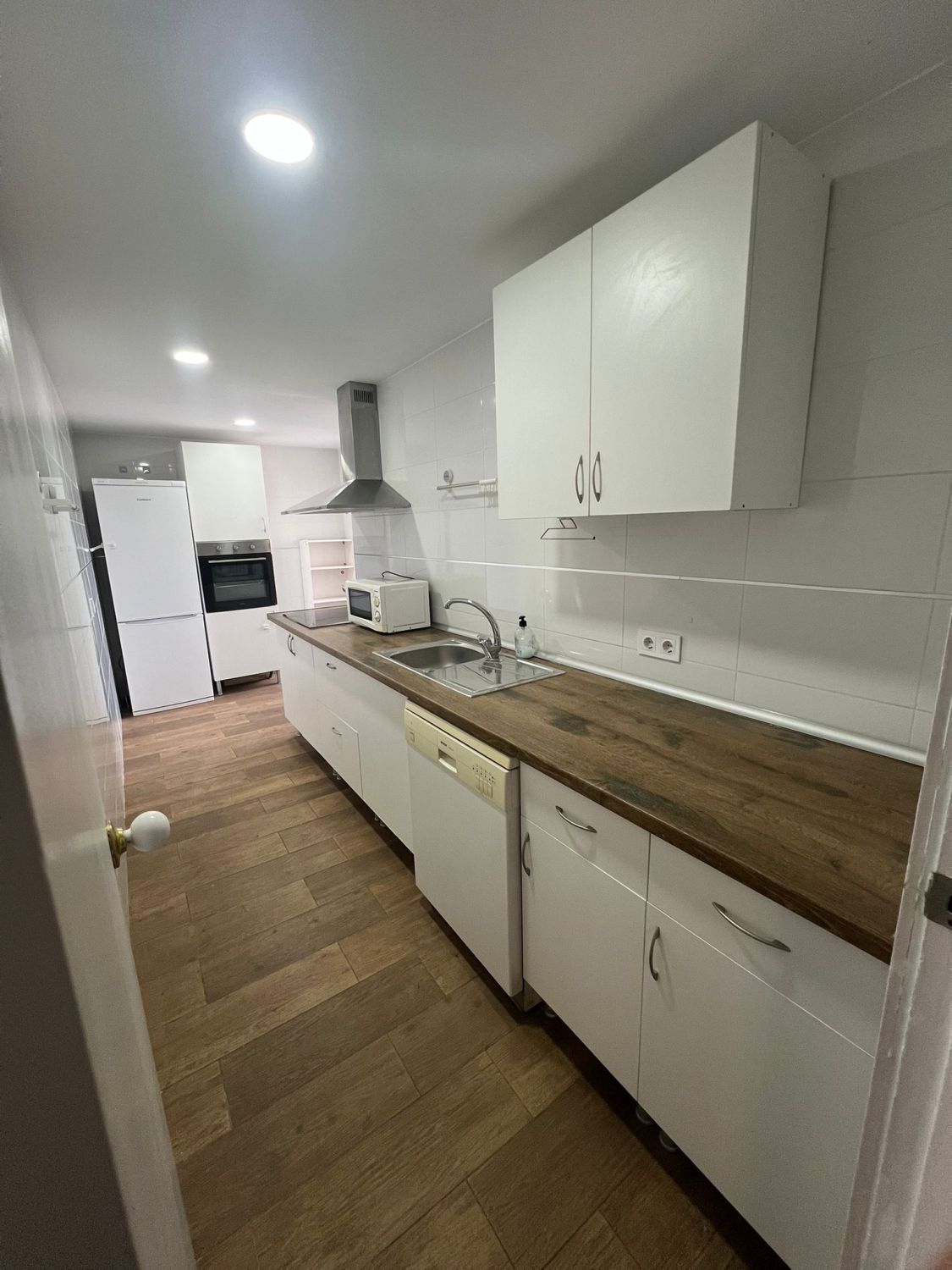 Kitchen of Flat to rent in  Sevilla Capital
