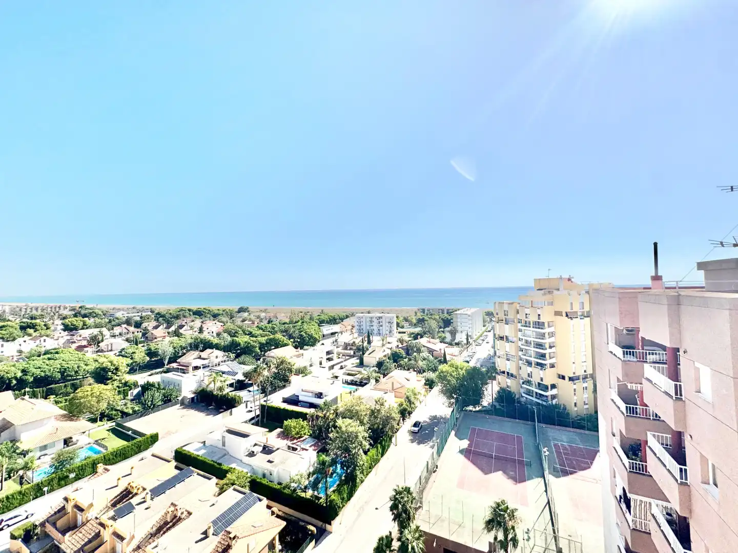 Vista exterior de Apartament de lloguer en Canet d'En Berenguer amb Aire condicionat, Terrassa i Moblat