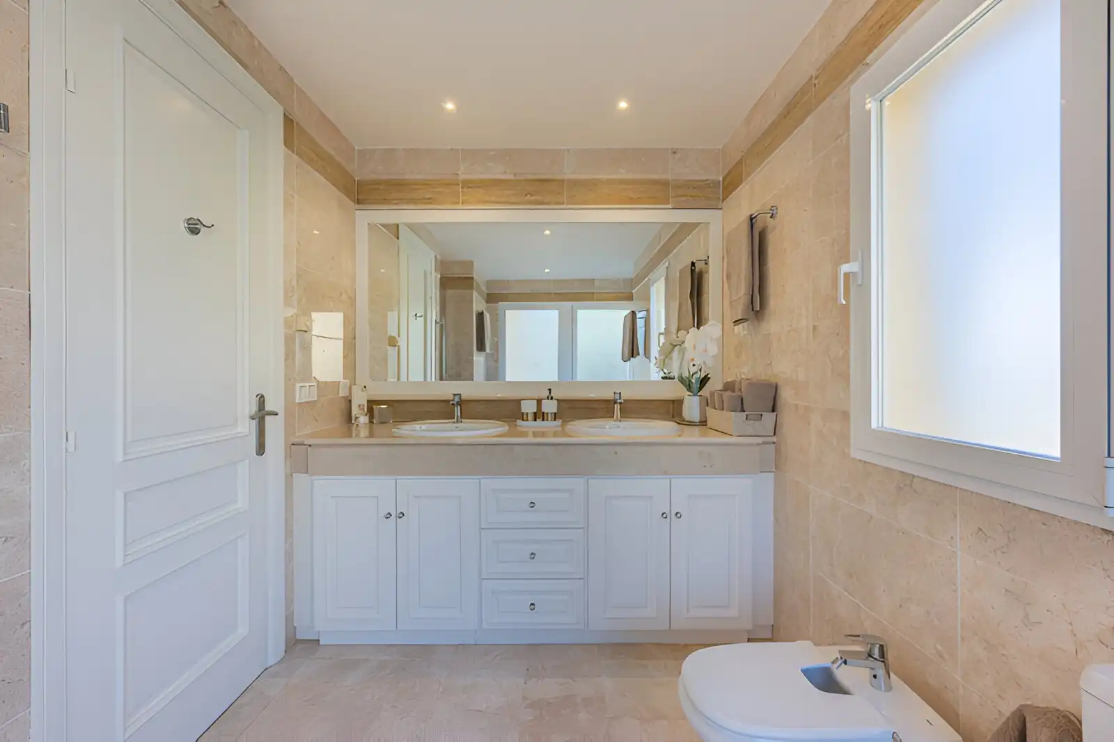 Baño de Apartamento en venta en Marbella con Aire acondicionado, Terraza y Trastero