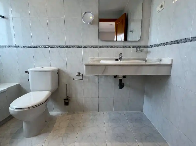 Baño de Casa o chalet de alquiler en Vélez-Málaga con Terraza, Amueblado y Balcón