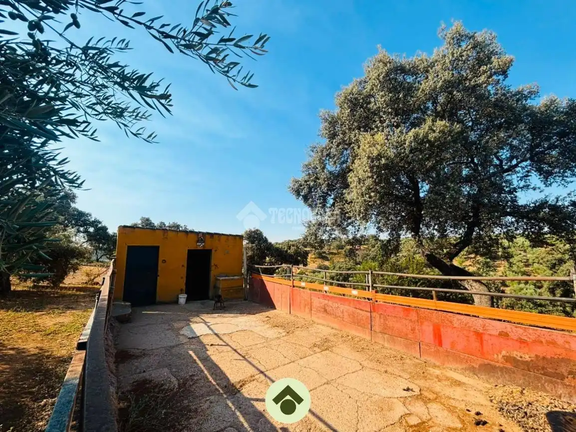 Finca rústica en venta en Adamuz con Aire acondicionado y Piscina