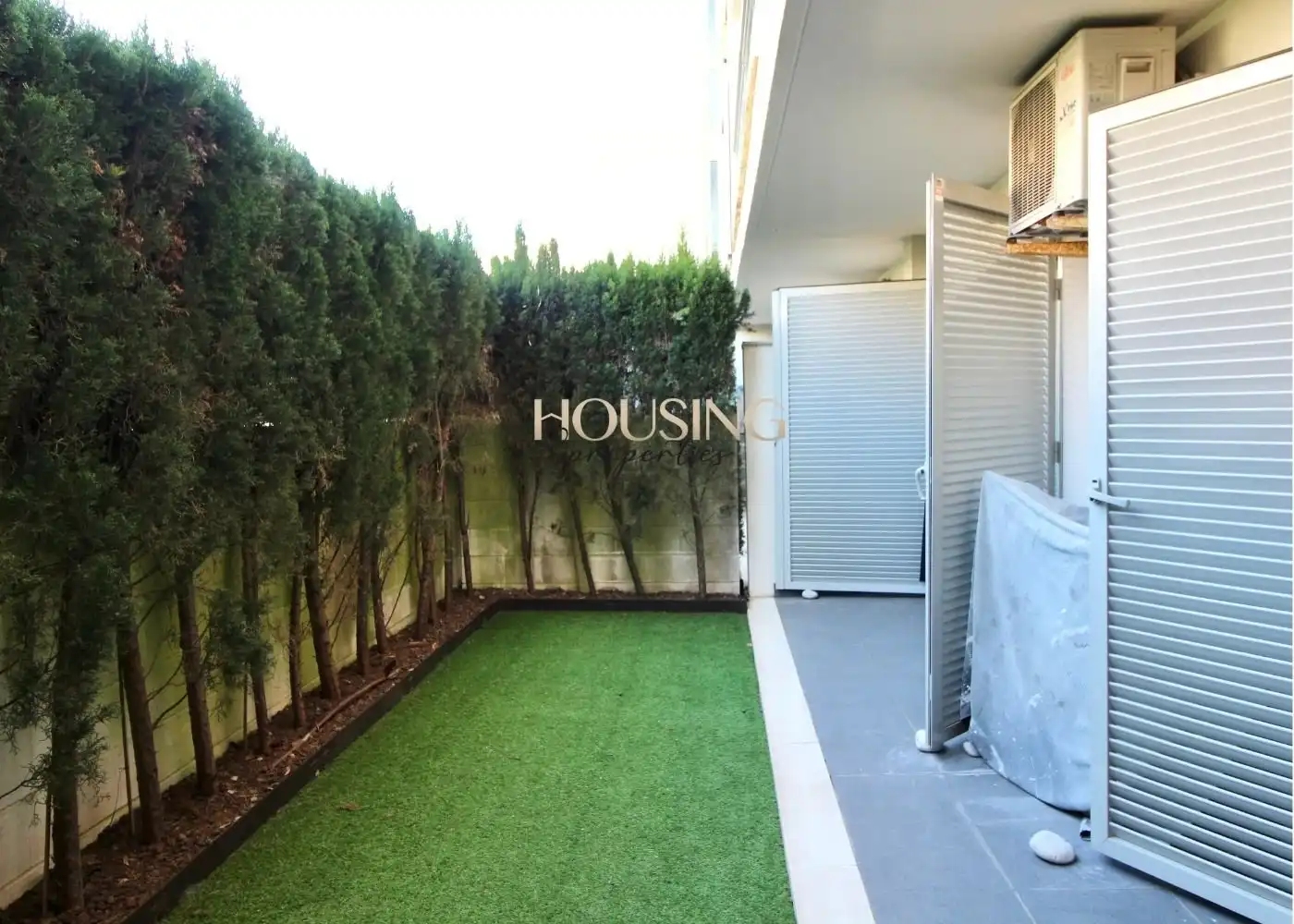 Ground floor for rent in Les Maravelles