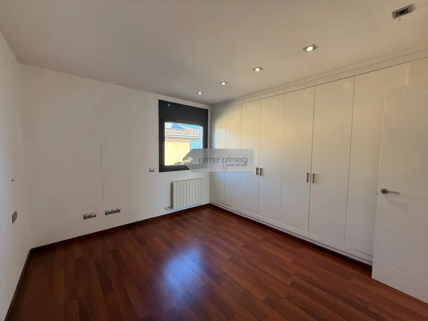 Habitación de Casa o chalet en venta en Vilobí d'Onyar con Aire acondicionado, Calefacción y Jardín privado