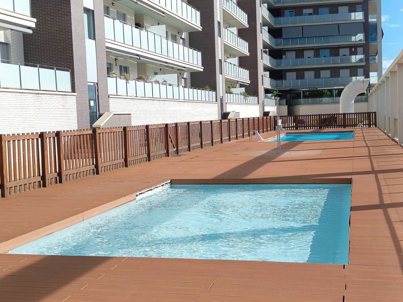 Swimming pool of Flat for sale in Badalona  with Heating, Parquet flooring and Balcony