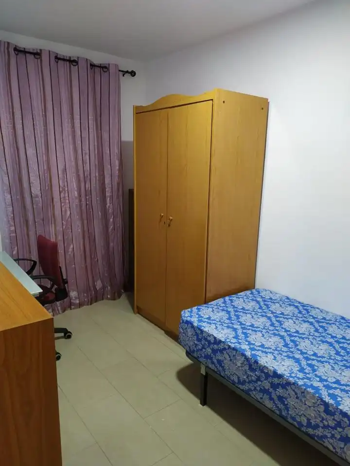 Bedroom of Flat for rent in Granada  with Furnished