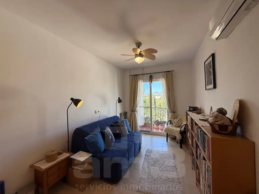 Sala de estar de Ático en venta en Vera con Piscina y Amueblado