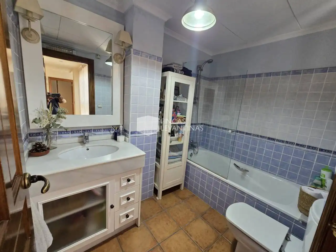 Baño de Casa o chalet en venta en San Vicente del Raspeig / Sant Vicent del Raspeig con Terraza y Amueblado