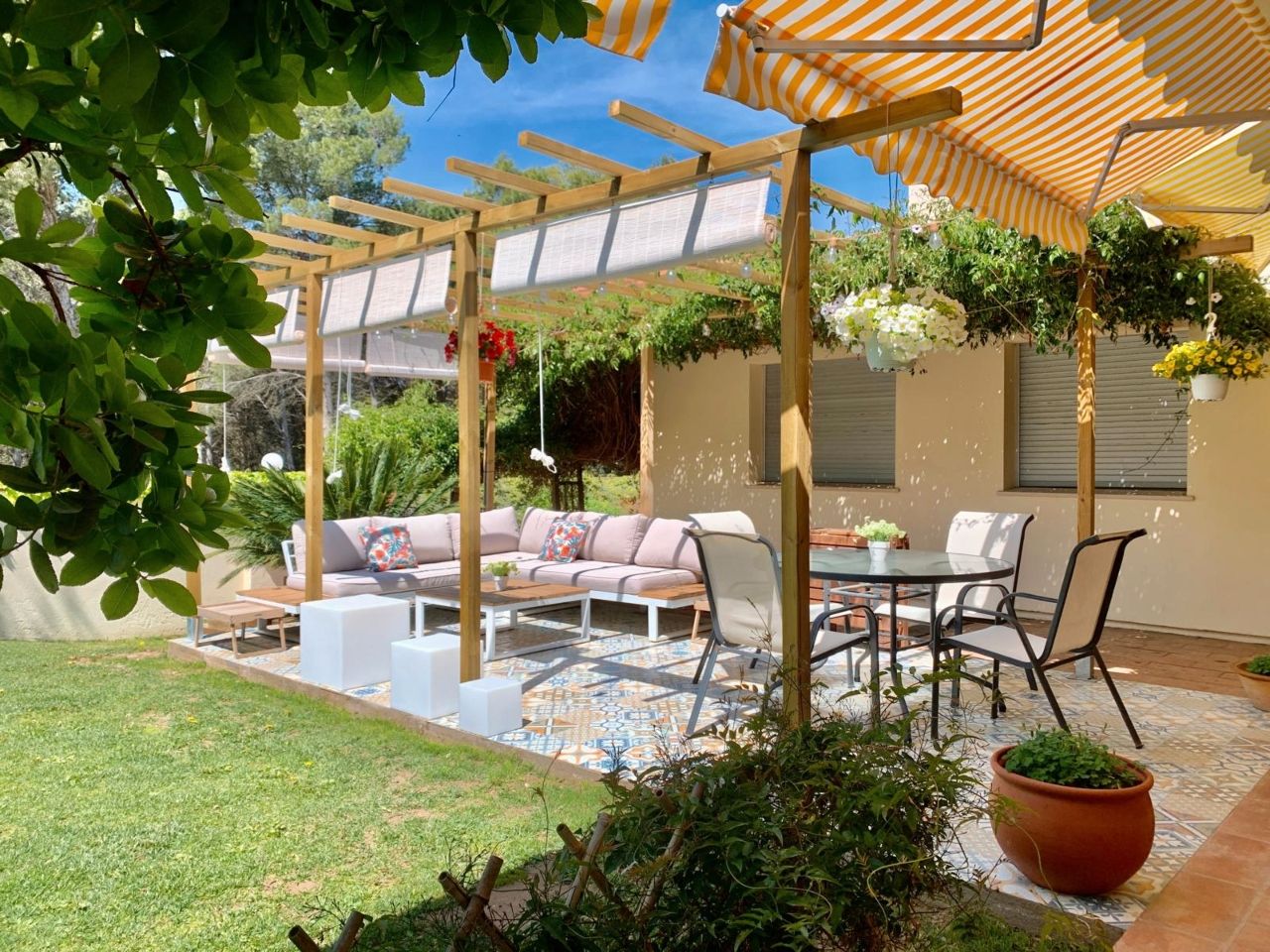 Terrassa de Casa o xalet en venda en L'Escala amb Jardí privat, Terrassa i Traster