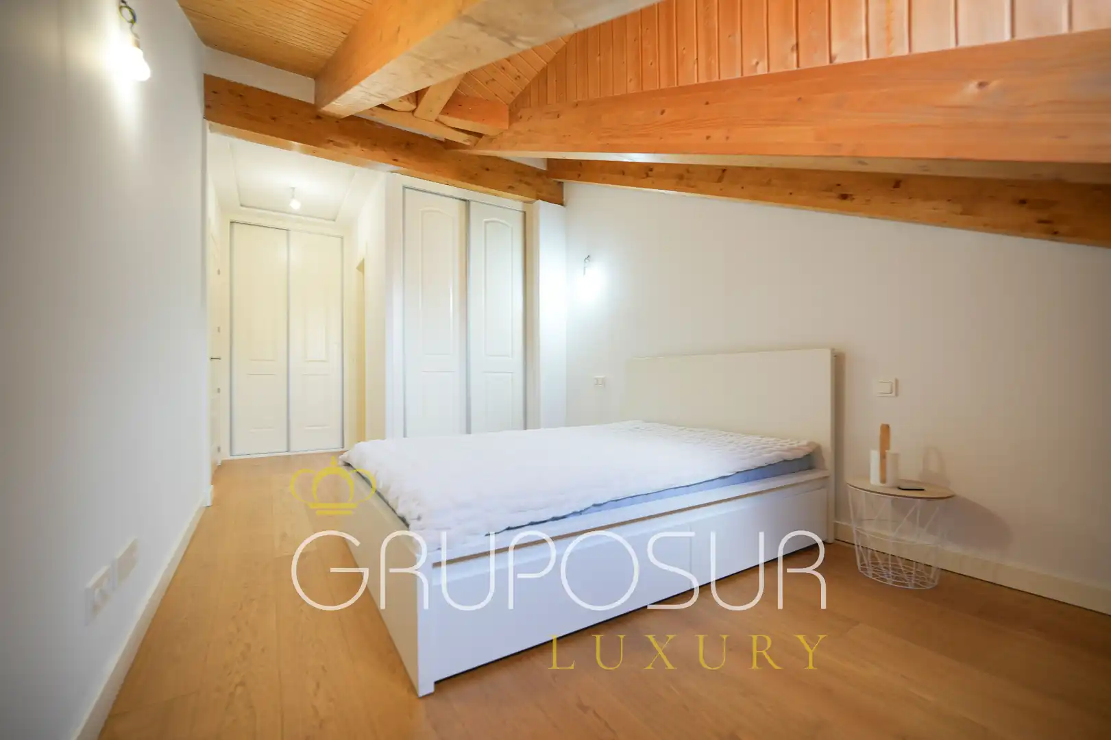 Schlafzimmer von Dachboden zum Verkauf in Valladolid mit Heizung, Parkett und Abstellraum