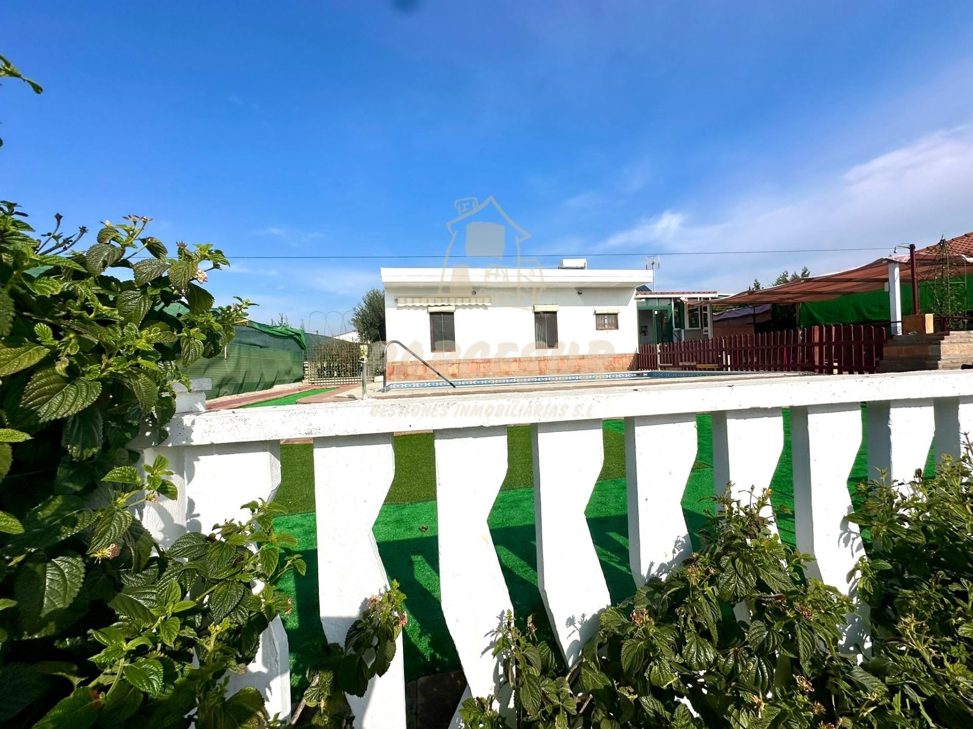 Exterior view of House or chalet for sale in  Córdoba Capital  with Air Conditioner, Private garden and Terrace