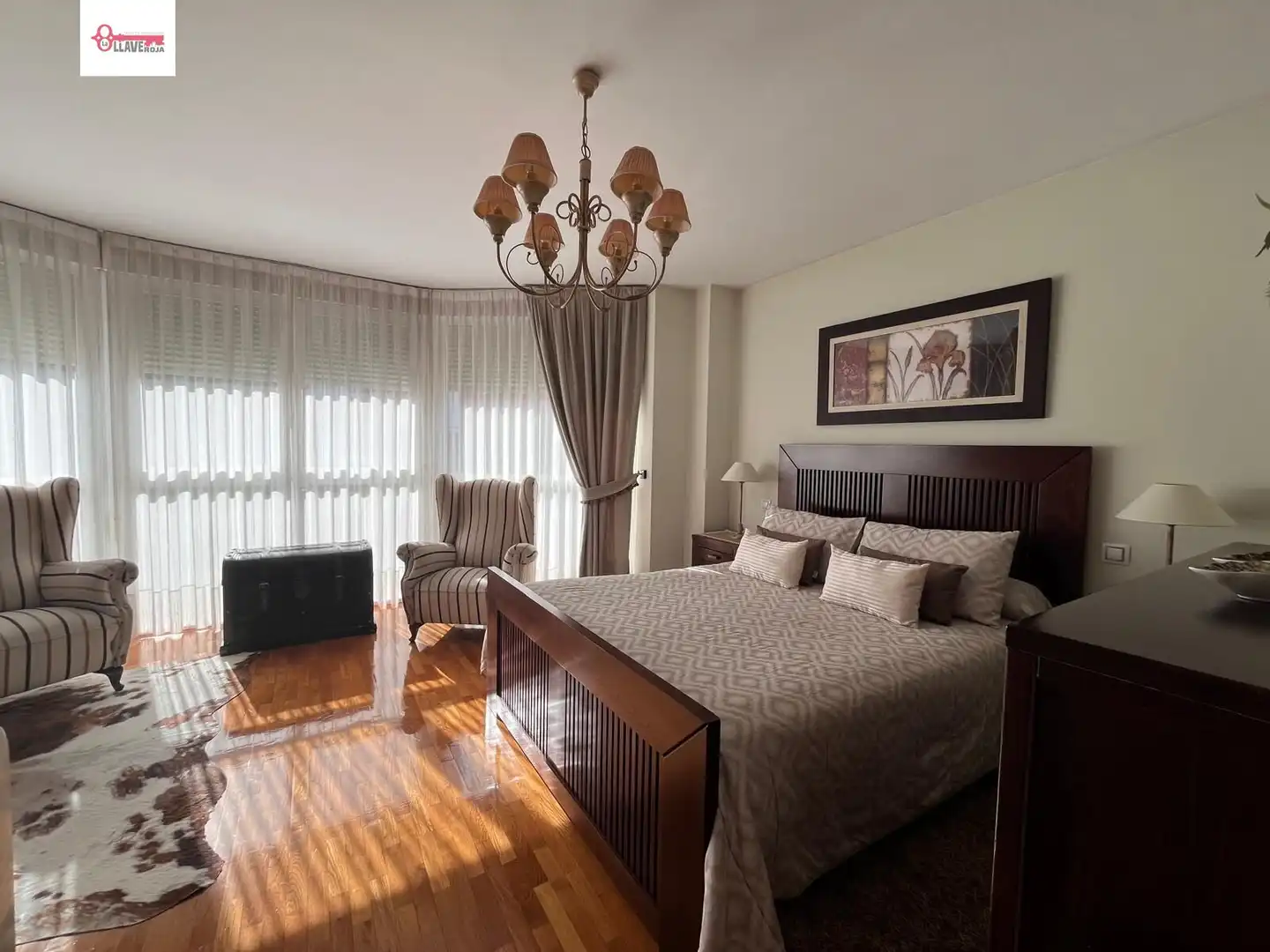 Habitación de Casa adosada en venta en Cardeñajimeno con Calefacción, Jardín privado y Parquet