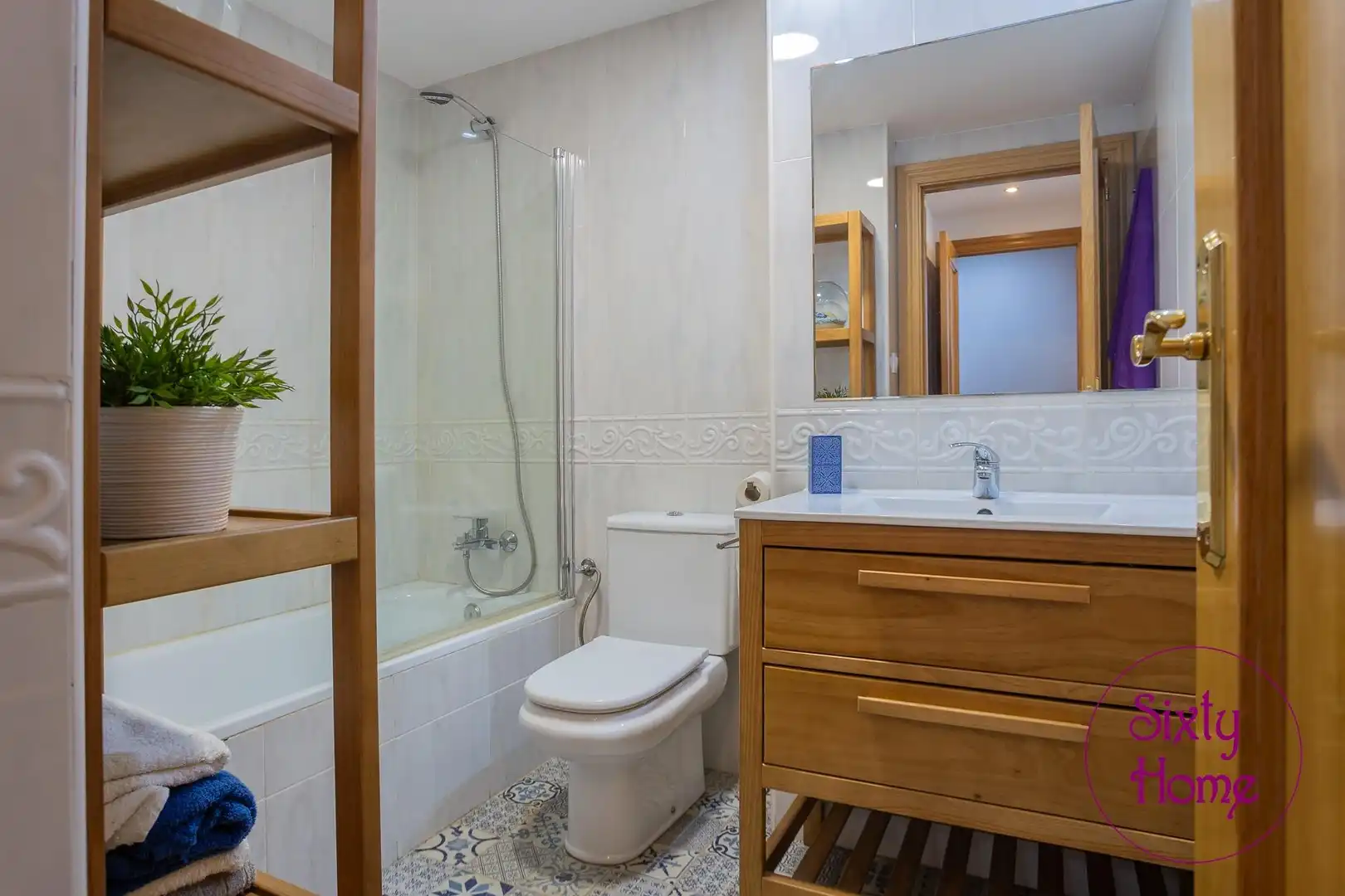 Bathroom of Flat for sale in Zaragoza  with Air Conditioner, Heating and Terrace