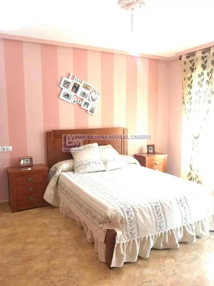 Bedroom of Flat for rent in Cáceres  with Heating, Terrace and Storage room