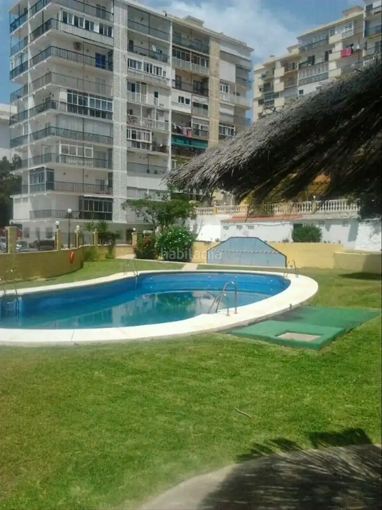 Penthouse with pool to rent in Calle Dolores Ibárruri 6