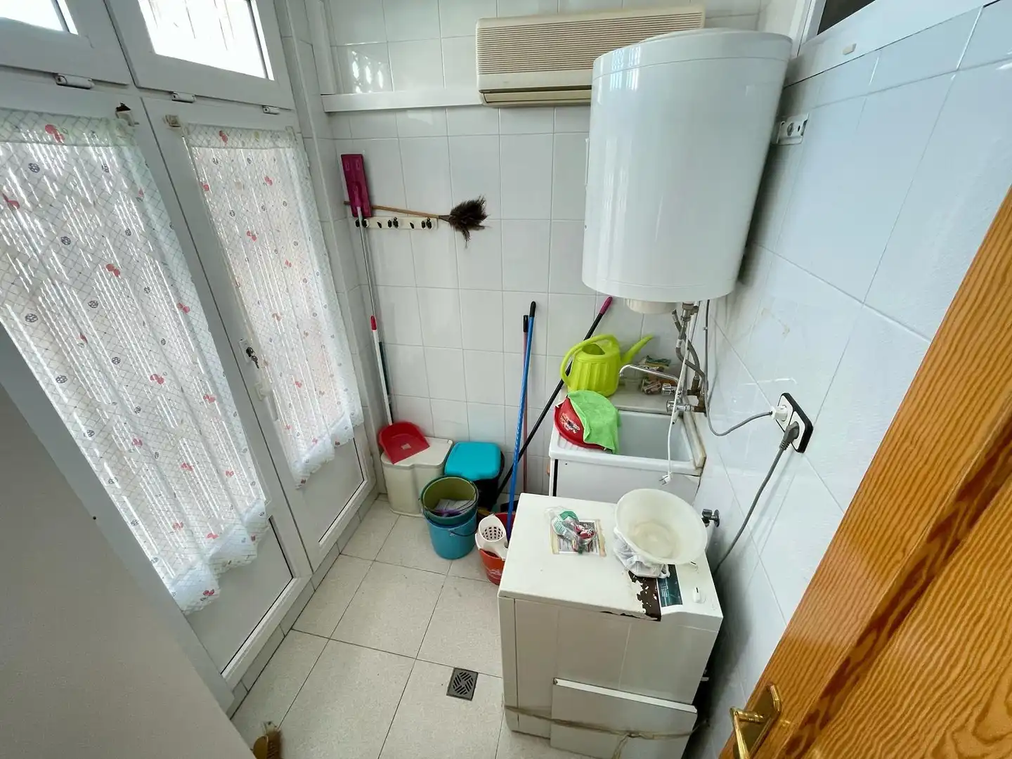 Küche von Wohnung zum Verkauf in Fuente Álamo de Murcia mit Klimaanlage, Terrasse und Abstellraum