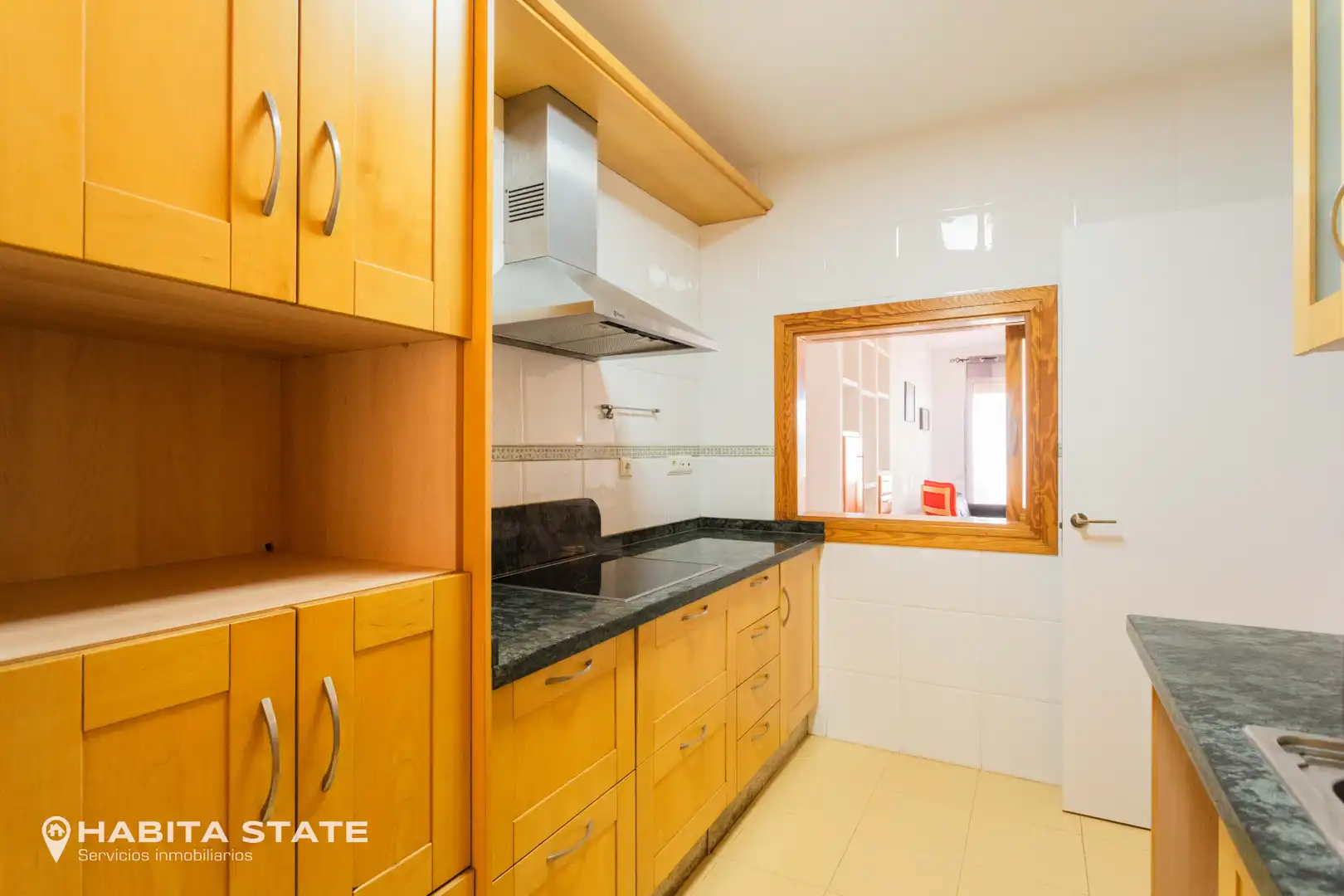 Cocina de Apartamento en venta en El Ejido con Terraza, Amueblado y Horno