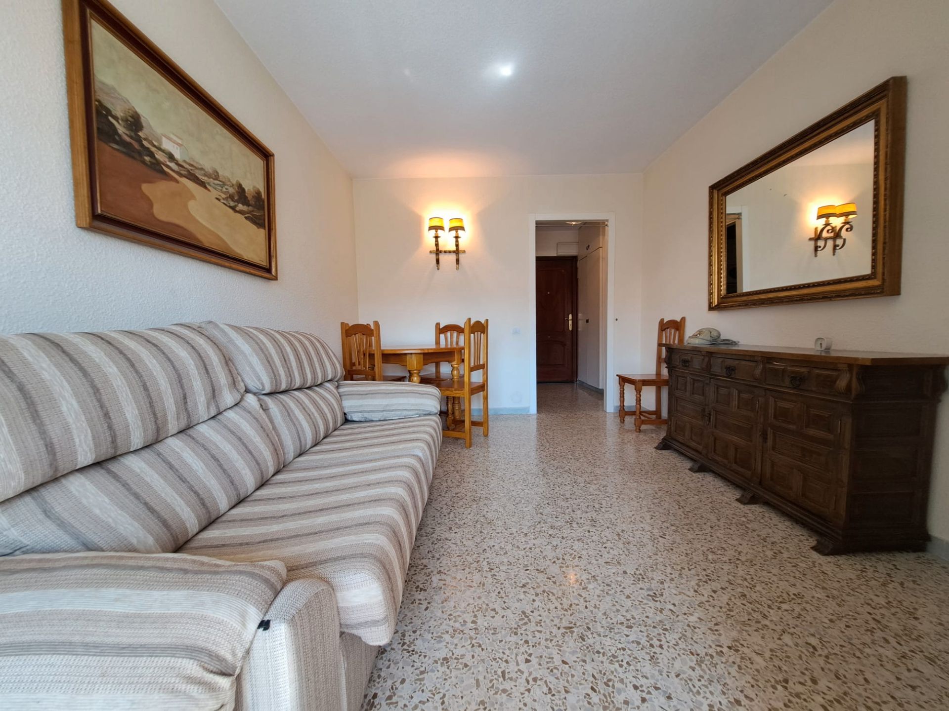 Living room of Apartment for sale in Benalmádena  with Air Conditioner, Terrace and Furnished