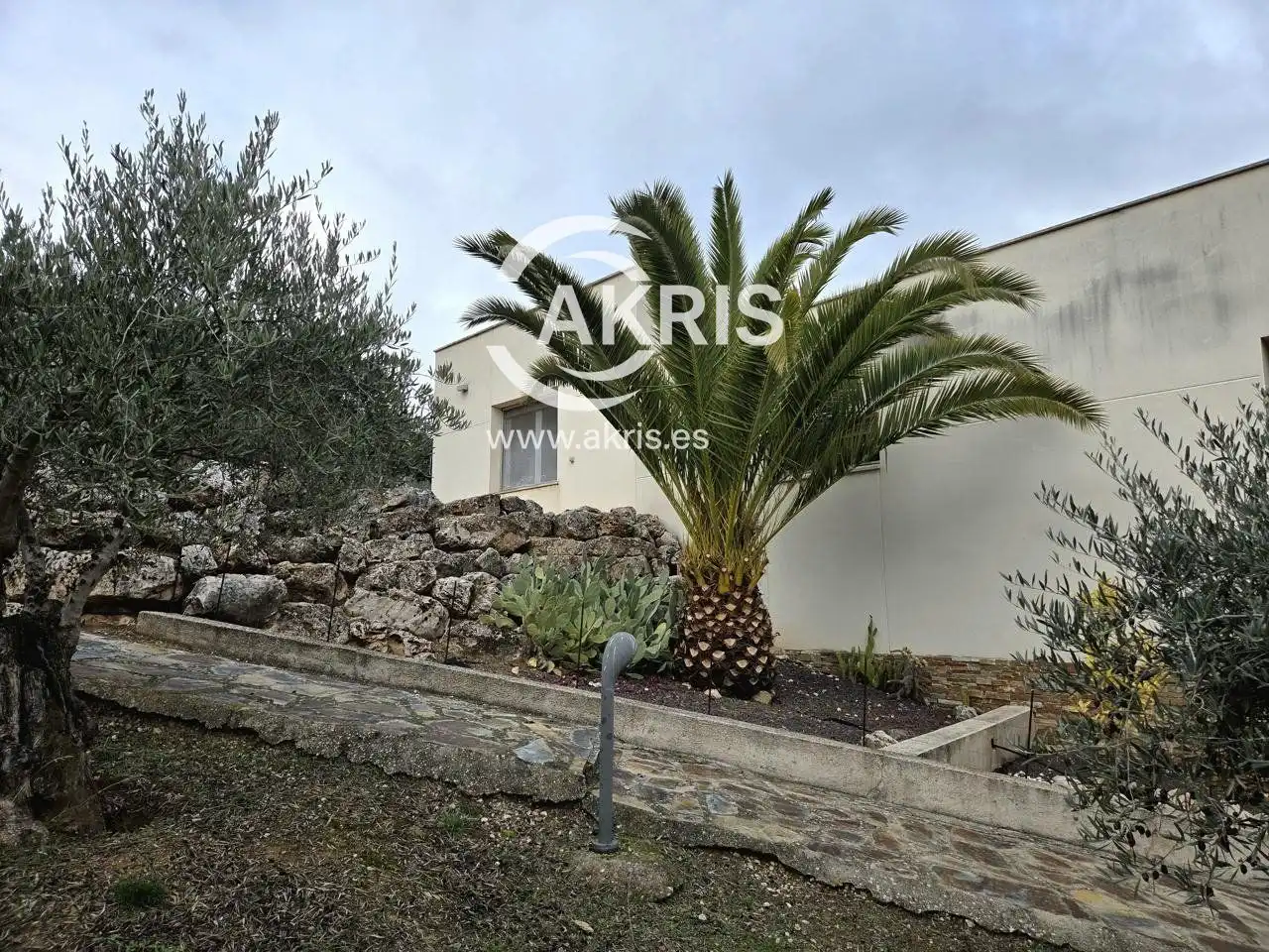 Houses for sale in Calle Monasterio Santa María la Real, Los Cigarrales-La Bastida