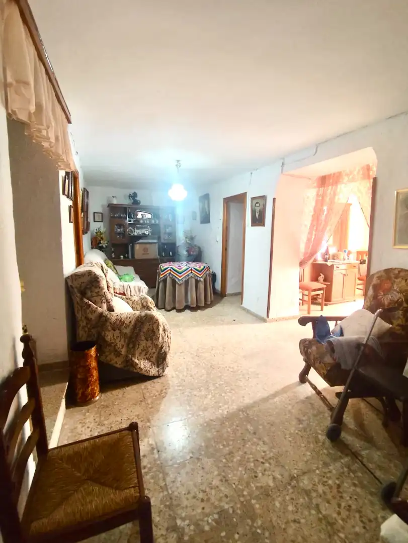 Sala de estar de Casa adosada en venta en Alcaudete con Terraza y Amueblado