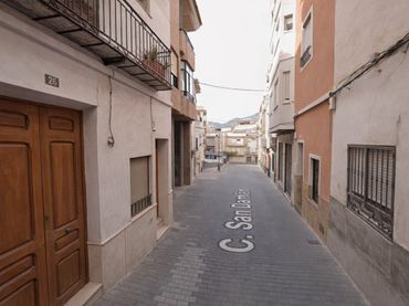 Casa con balcone in vendita a Abarán