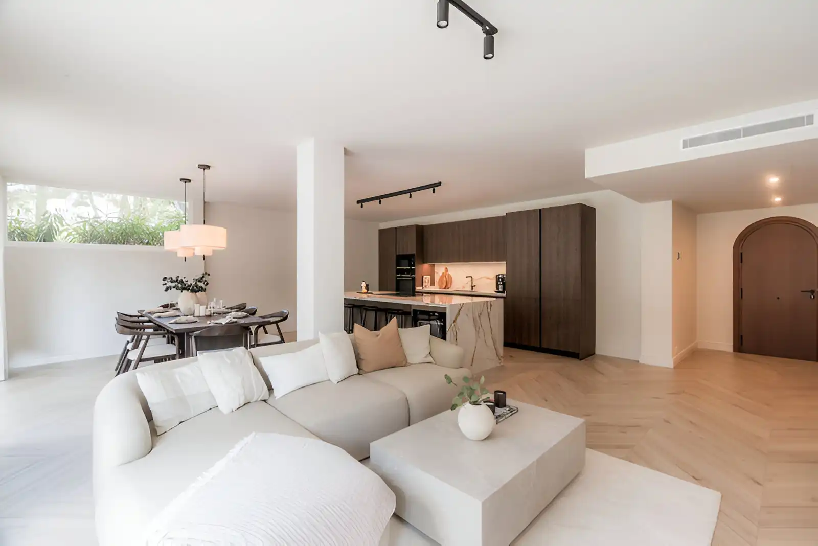 Home with pool for sale in Milla de Oro, imagen 4