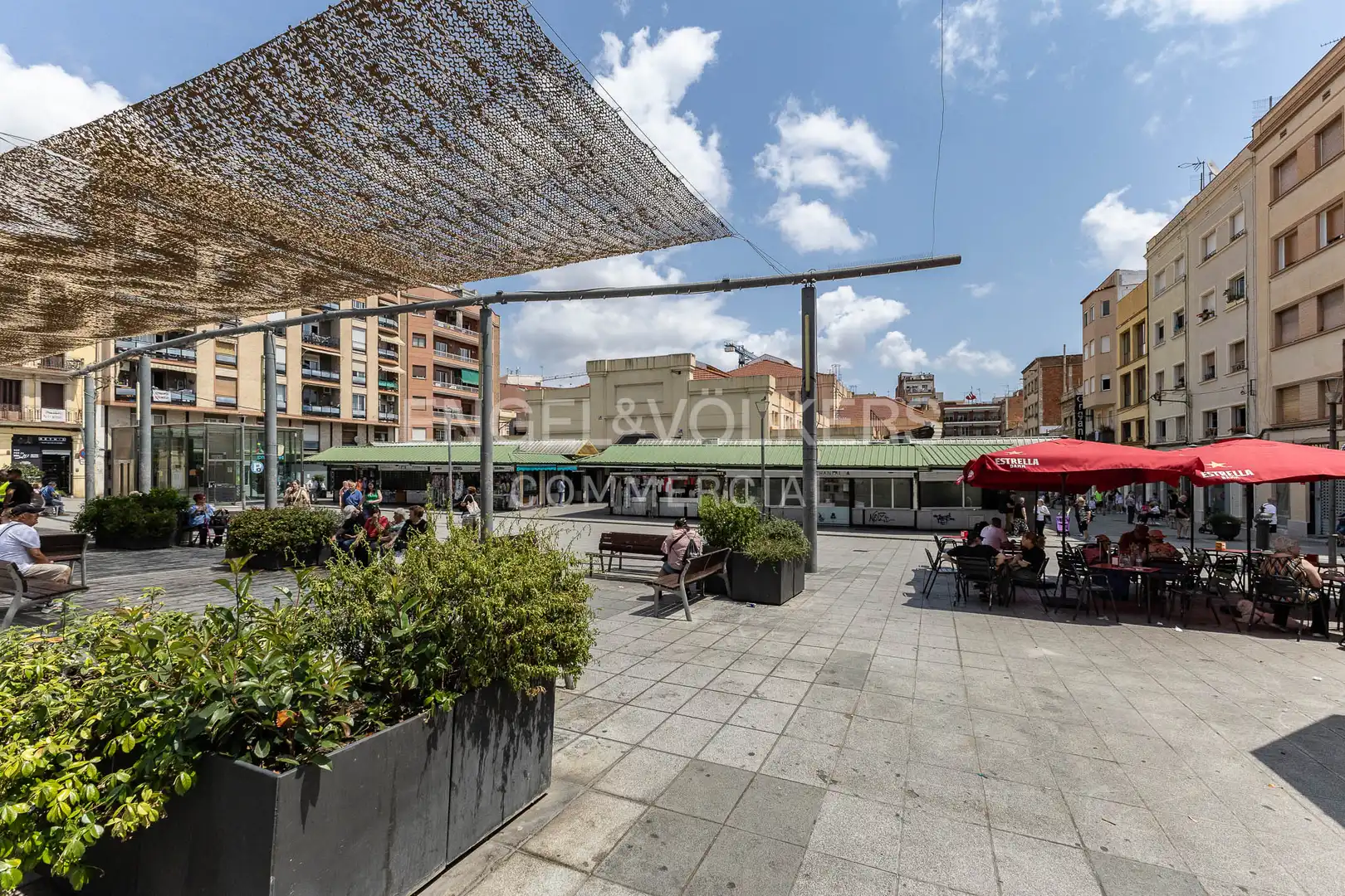 Terrace of Commercial properties for sale in L'Hospitalet de Llobregat