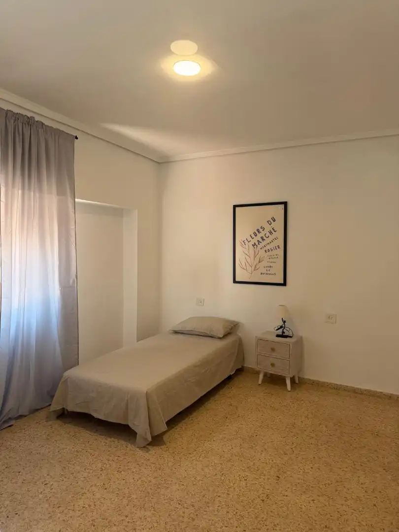 Habitación de Piso de alquiler en Sagunto / Sagunt con Amueblado