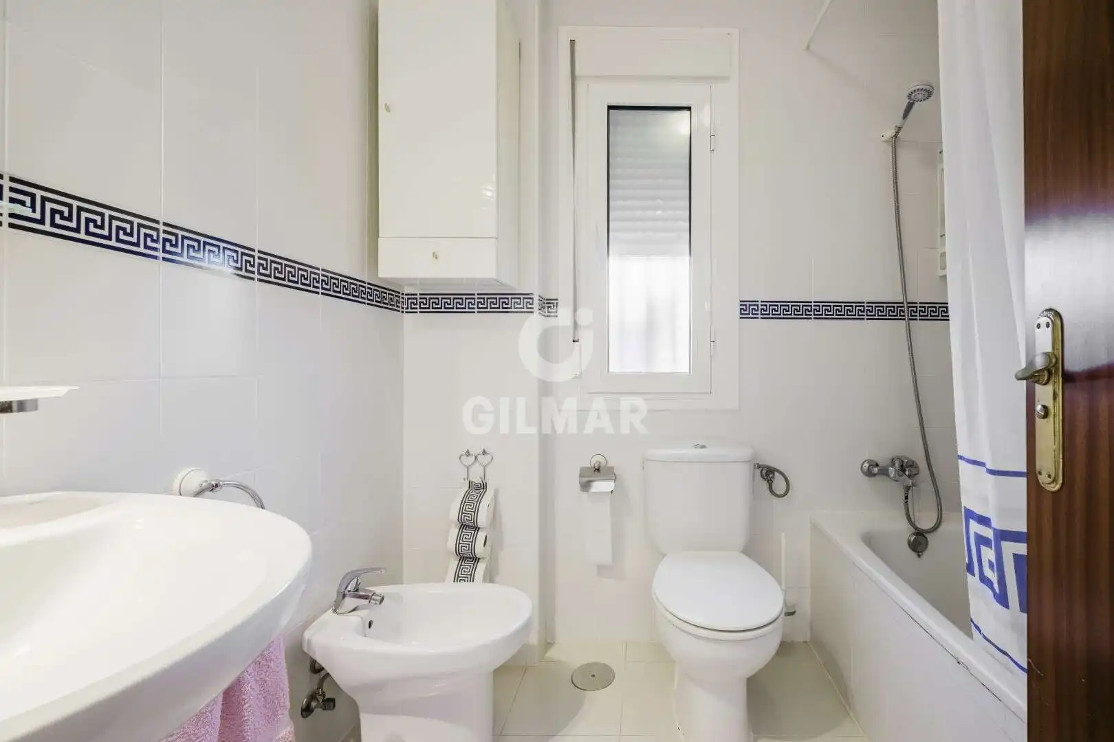 Bathroom of Houses for sale in Conil de la Frontera  with Heating and Private garden