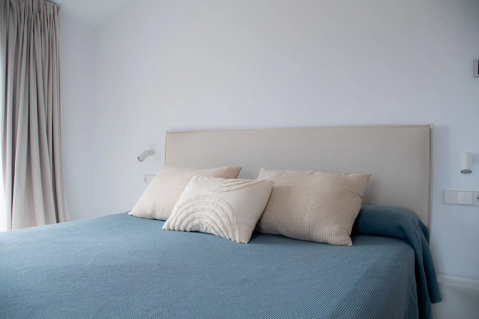 Schlafzimmer von Country house zur Miete in Santa Cristina d'Aro mit Klimaanlage, Heizung und Privatgarten